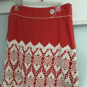 Knee length ladies skirt. Size 8